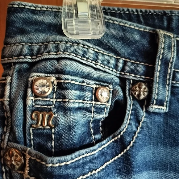 Miss Me Chloe Boot Cut Jeans with Cross Embroidery & Rhinestone Detail Size 28 - Picture 11 of 13